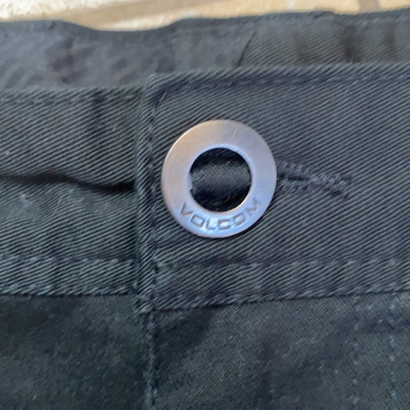 VOLCOM Mens shorts size 38 - Picture 6 of 10